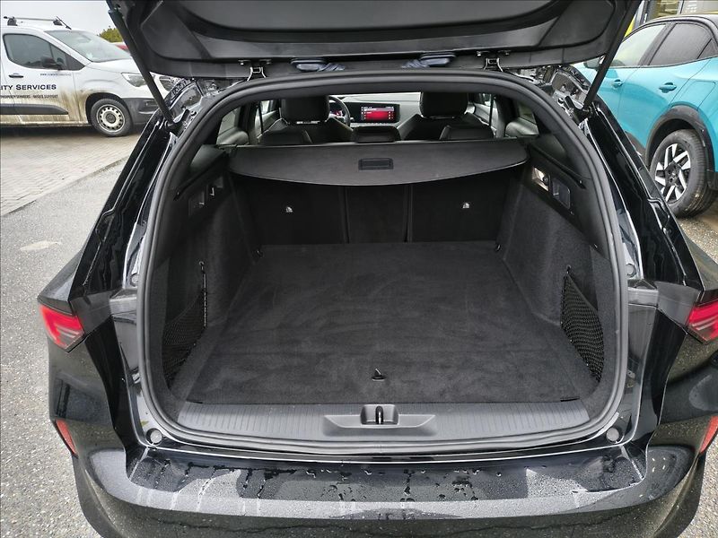 Opel Astra 1,2   GS line 130K - fotka 6 z 22