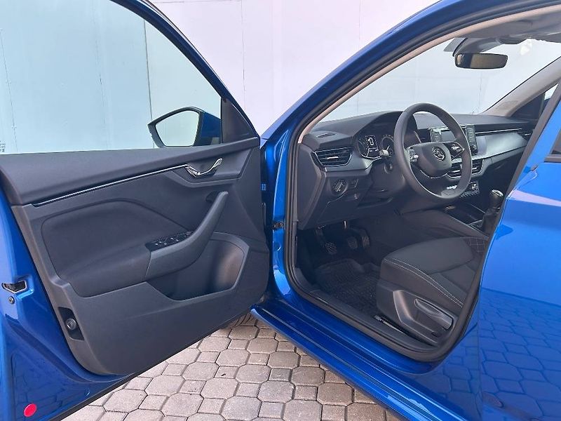 Škoda Scala FRESH 6MP 1,0TSI - fotka 5 z 24