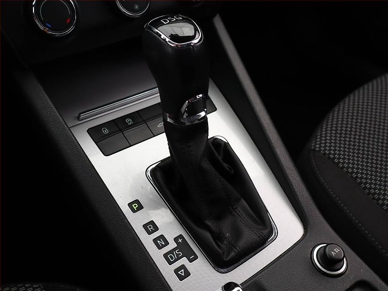 Škoda Octavia (2014) Ambition 1.6 TDI, Automat - fotka 11 z 15