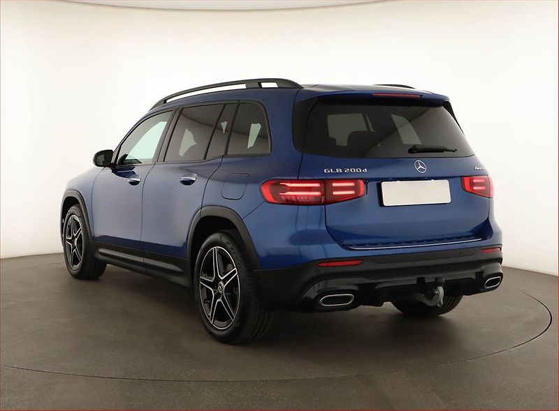 Mercedes-Benz GLB (2024) 200 d 4MATIC - fotka 4 z 20