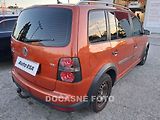 Volkswagen Touran (2007) 1.4TSi, CROSS, TZ - náhled 1