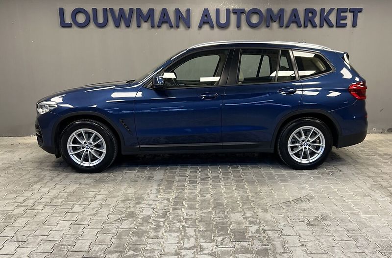 BMW X3 2,0 xDrive20d xLine AT - fotka 18 z 18