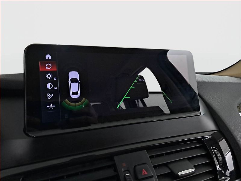 BMW X3 (2014) xDrive20d, 4X4, Automat, Kůže - fotka 19 z 21