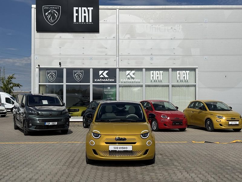 Fiat 500 (2026) Hybrid La Prima Hatchback 1.0  - fotka 8 z 24