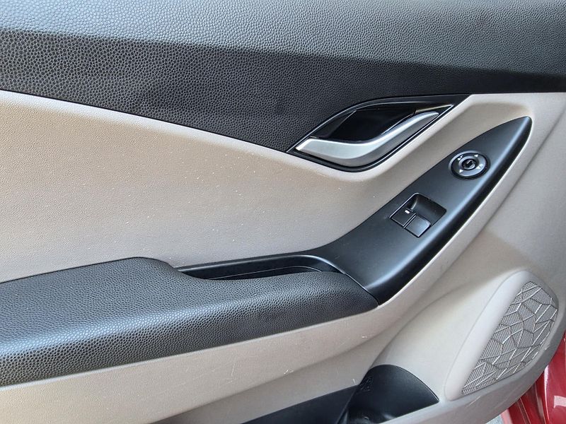 Hyundai ix20 1.6-AUTOMAT-1MAJITEL-92KW - fotka 26 z 35