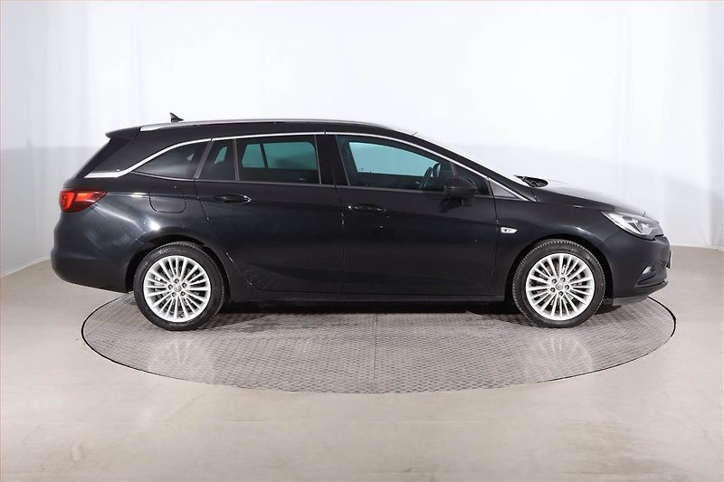 Opel Astra (2016) 1.6 CDTI, Automat, Serv.kniha - fotka 6 z 22