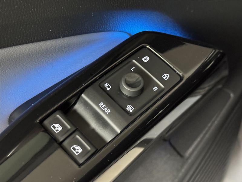 Volkswagen ID.4 Pro Performance IQ Light ACC - fotka 21 z 47