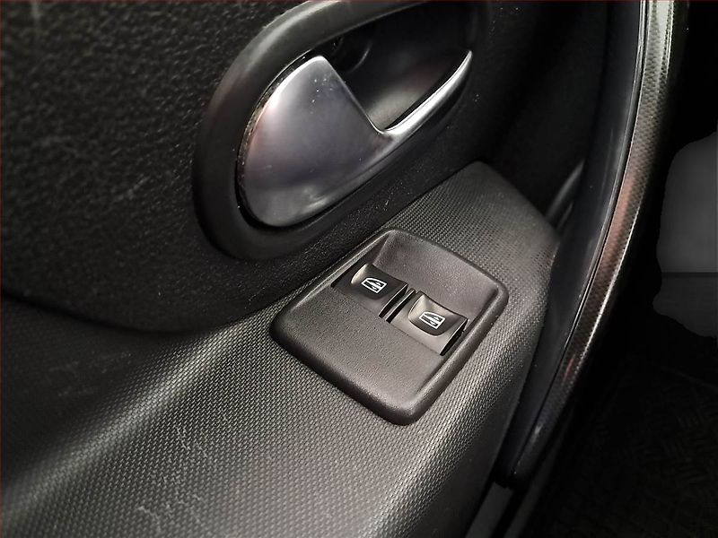 Dacia Logan (2018) 1.0 SCe, ČR,1.maj, Serv.kniha - fotka 14 z 14