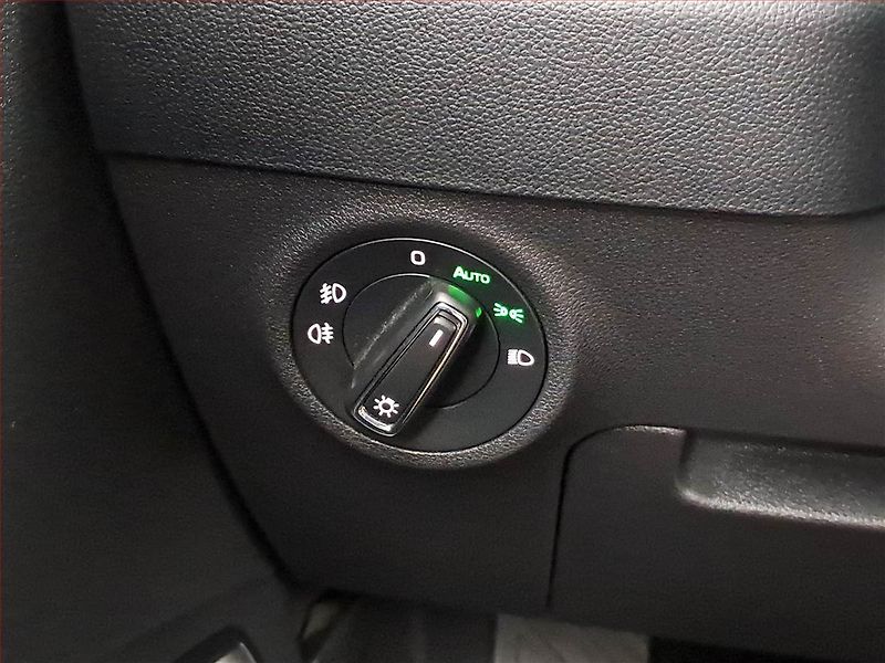 Škoda Karoq (2021) Style 1.5 TSI - fotka 19 z 28