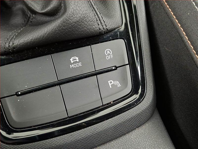 Škoda Kamiq (2023) Scoutline 1.5 TSI - fotka 17 z 22