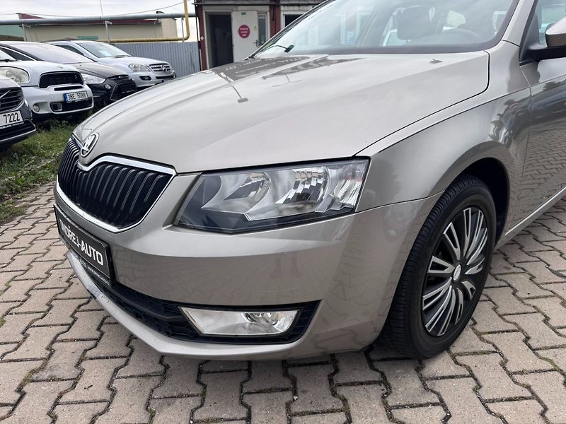 Škoda Octavia (2014) 1,6 TDI 77 KW STK - fotka 9 z 49
