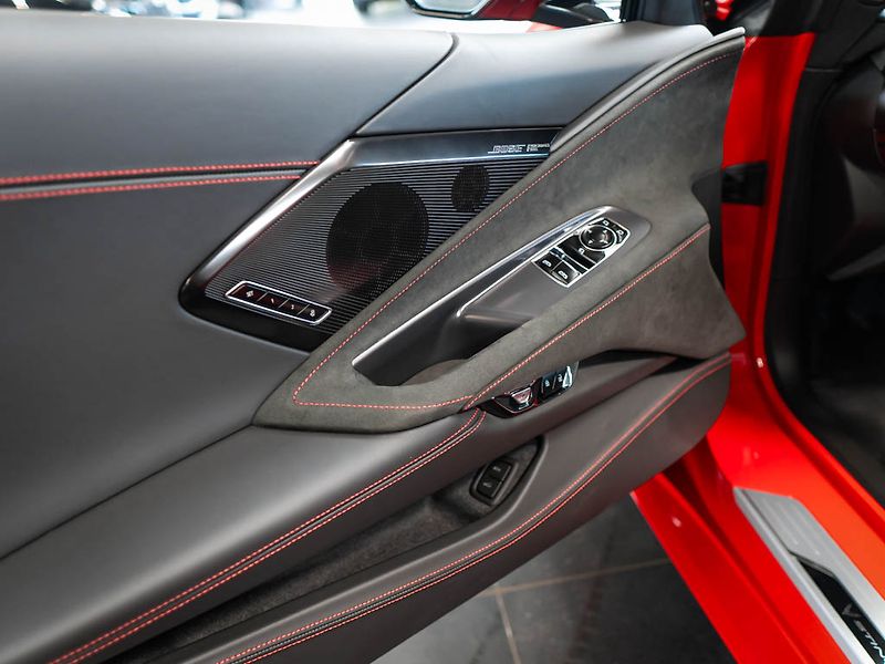 Chevrolet Corvette (2026) 6.2 Stingray 3LT Z51 Facelift - fotka 19 z 45