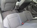 Volkswagen Passat 1,5 eTSI 11KW DSG NEZ.TOPENÍ - náhled 25