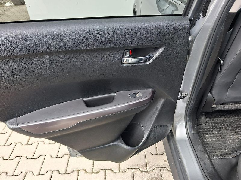 Suzuki Vitara 1,4 BoosterJet Elegance Allgri - fotka 22 z 27