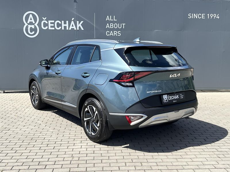 Kia Sportage (2023) 1.6TGDI*110kW*Exclusive - fotka 7 z 39