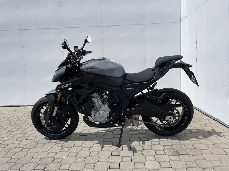 CFMOTO (2026) 675NK EU5+ - fotka 6 z 11