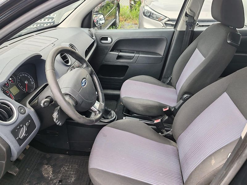 Ford Fusion 1.4 TDCi TZ Klimatizace  - fotka 10 z 21