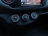 Toyota Yaris (2017) 1.0 VVT-i - náhled 14