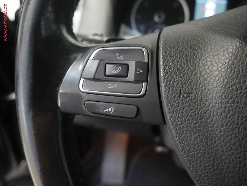 Volkswagen Tiguan (2011) 2.0TDi 4x4, ČR, Klima - fotka 12 z 22