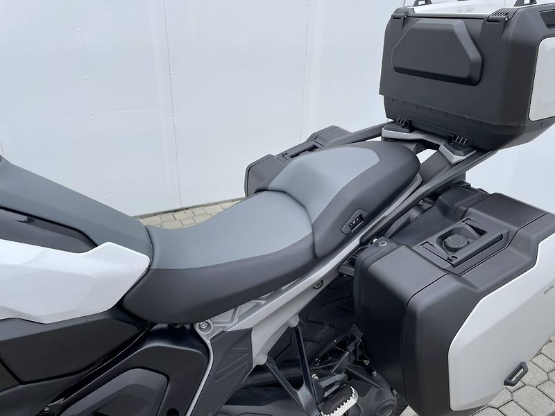 BMW (2025) R 1300 GS - fotka 10 z 17