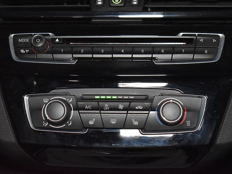 BMW X1 2,0 118D - fotka 14 z 23