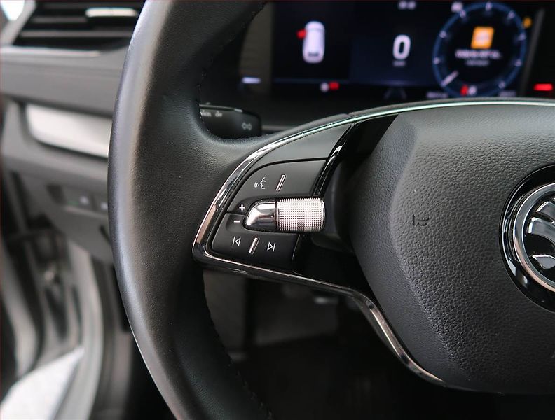 Škoda Octavia (2023) Ambition 2.0 TDI, ČR,1.maj - fotka 19 z 24