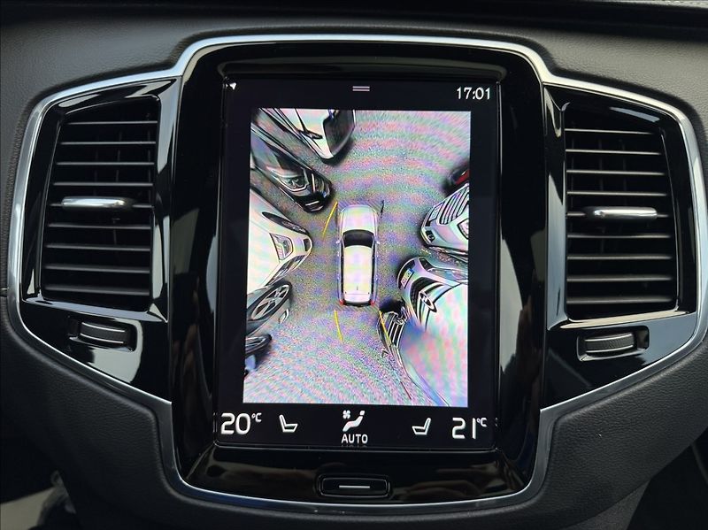Volvo XC90 2,0 T6 AWD Drive-E 2.0L R-Desi - fotka 43 z 50