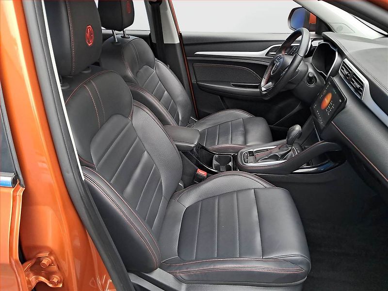 MG ZS (2024) Exclusive 1.0 Turbo, Automat - fotka 9 z 19
