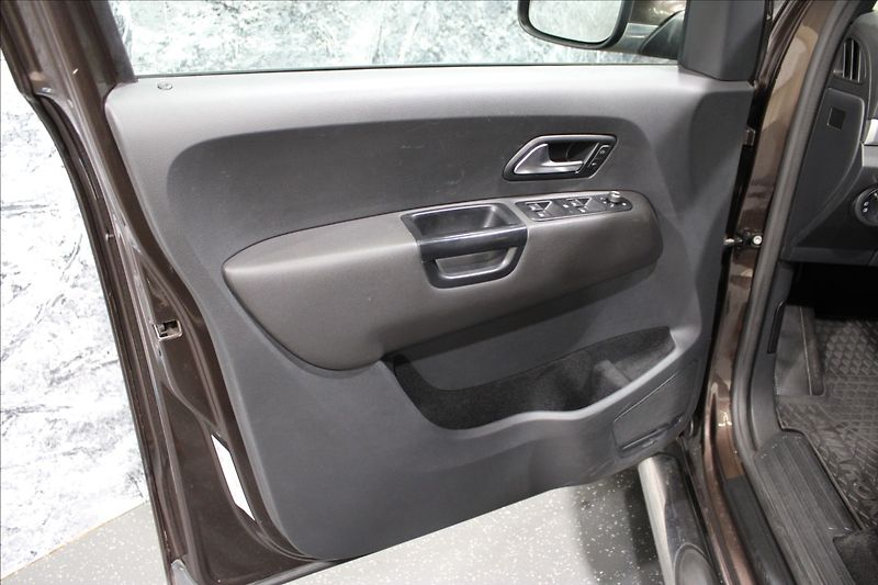 Volkswagen Amarok 3,0 TDI V6 4x4 CZ 1.majitel - fotka 9 z 33