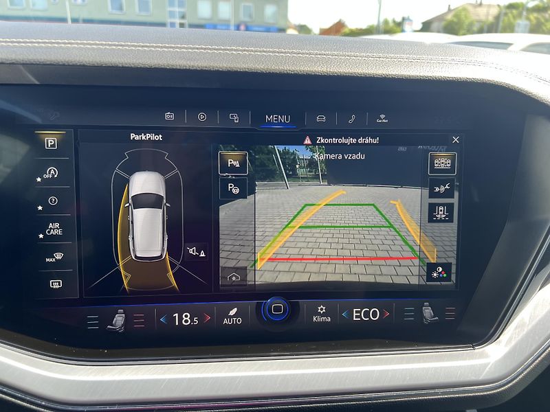 Volkswagen Touareg (2019) 3.0TDi*210kW*4x4*Servis*Tažné - fotka 22 z 41