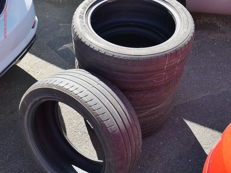Volkswagen Golf (2019) 1.0 TSi, 2.maj,ČR, Marathon - fotka 25 z 25