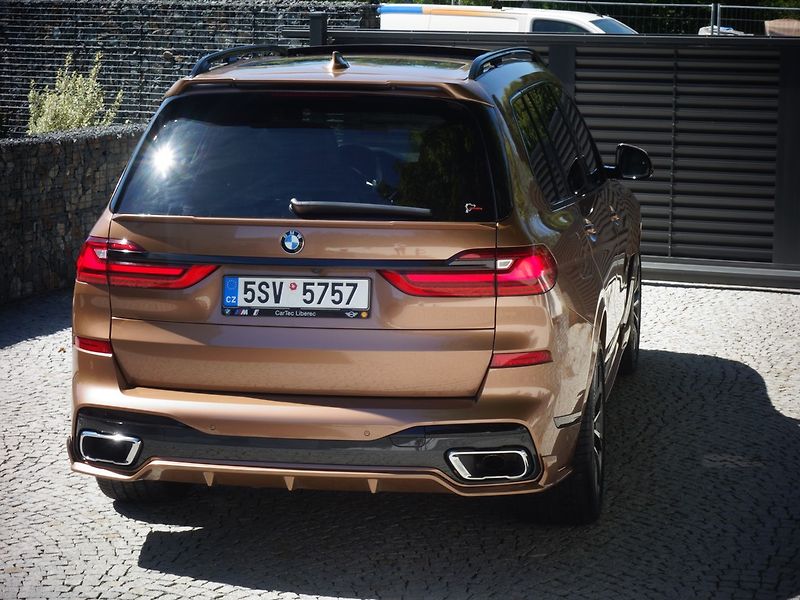 BMW X7 (2022) 4.0d*XD*M-PAKET*24000KM*TOP*CZ - fotka 4 z 50