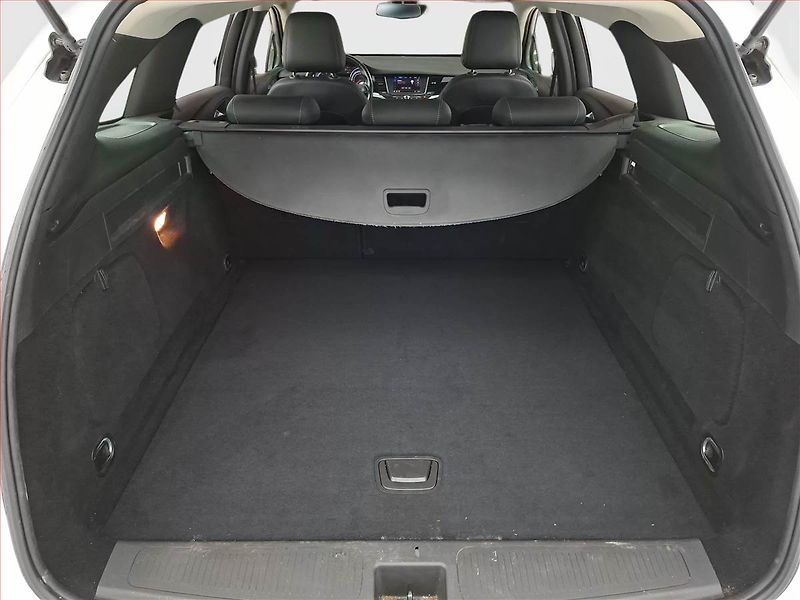 Opel Astra (2021) 1.5 CDTI, Automat, Tempomat - fotka 14 z 20