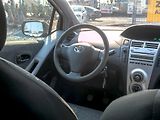 Toyota Yaris (2008) ČR 1.0i 51KW AC – 2x PNEU - náhled 12