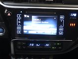 Toyota Auris (2016) Hybrid, Automat, Serv.kniha - náhled 12