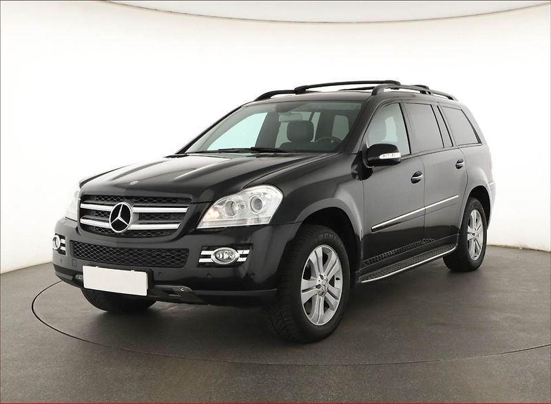 Mercedes-Benz GL (2006) 420 CDI, 4X4, Automat, Kůže - fotka 2 z 21