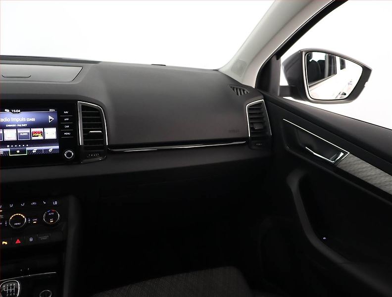 Škoda Karoq (2022) Style 1.5 TSI - fotka 8 z 21