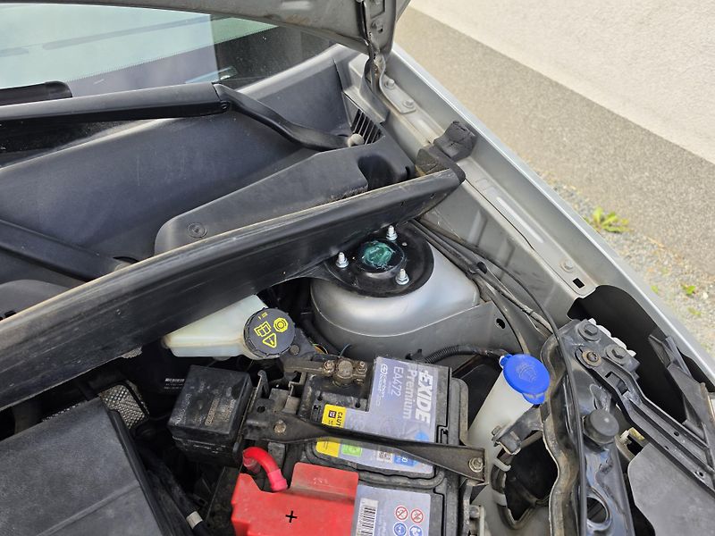 Ford Fusion 1.4 i Klimatizace TZ - fotka 18 z 24