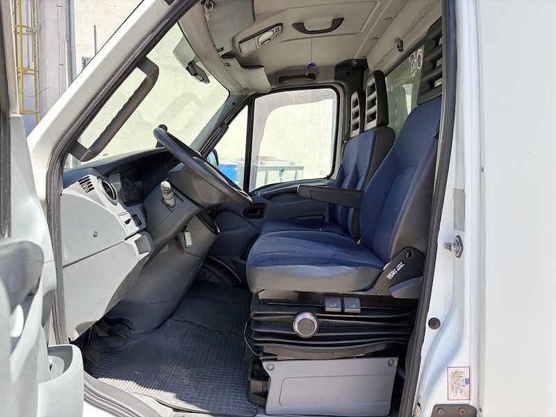 Iveco Daily (2009) Iveco Daily 60C18-bedna-měchy - fotka 25 z 32