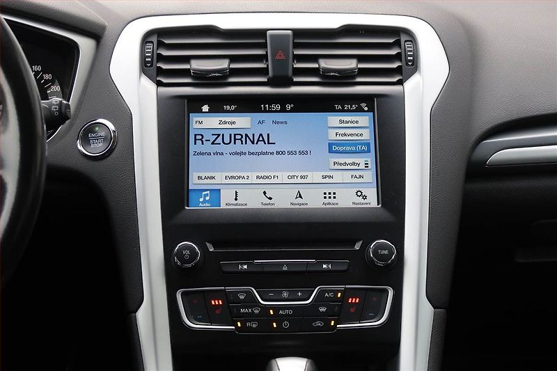 Ford Mondeo (2019) 2.0 TDCI, Automat, Serv.kniha - fotka 12 z 21