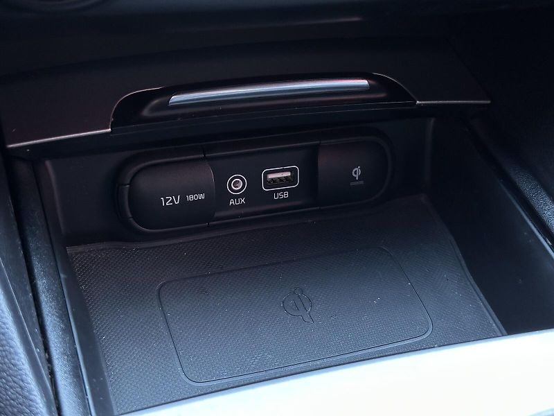Kia Optima GT 2.0TGDi H-Matic Sportswagon - fotka 39 z 56