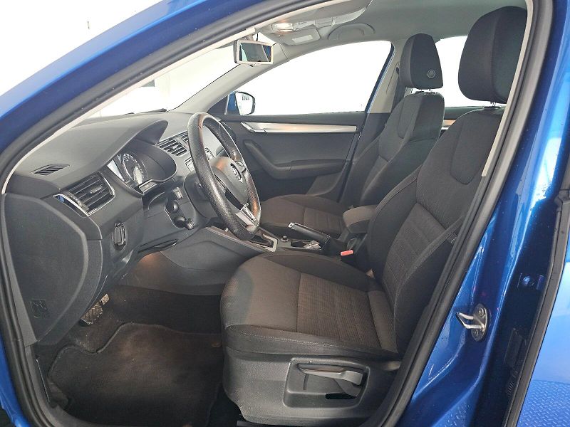 Škoda Octavia (2015) 2.0TDi 110kW DSG ELEGANCE PLUS - fotka 6 z 31