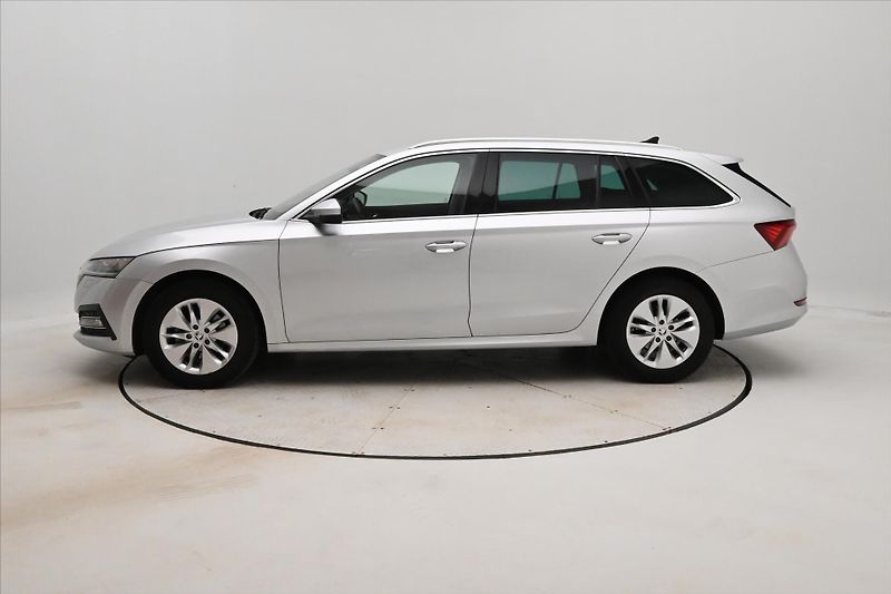Škoda Octavia 2,0 TDI 110kW DSG Ambition Zár - fotka 8 z 24