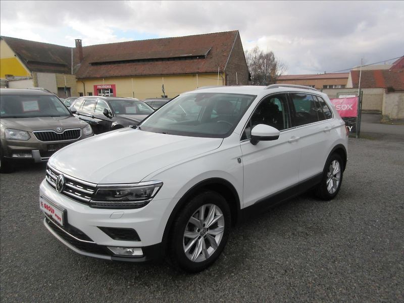 Volkswagen Tiguan 2,0 TDI Led Highline Top Stav - fotka 3 z 18