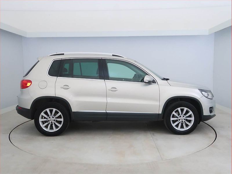 Volkswagen Tiguan (2015) 2.0 TDI, 4X4, Automat - fotka 6 z 17