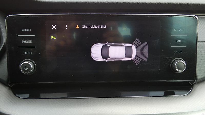 Škoda Octavia 1.5 TSI DSG Ambition - fotka 16 z 22