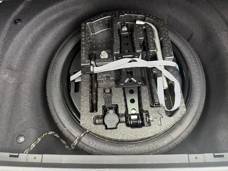 Škoda Superb Combi L&K 2.0 TDI 142kW 4x4 DS - fotka 25 z 27