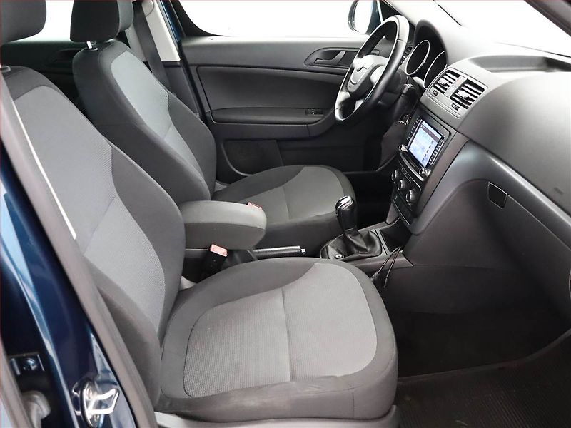 Škoda Yeti (2012) 1.2 TSI, Serv.kniha - fotka 7 z 10