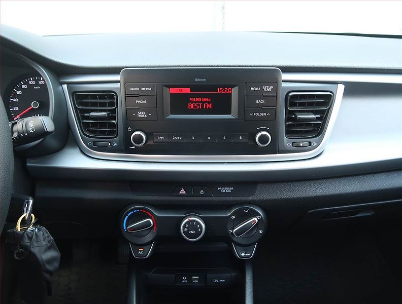 Kia Rio (2019) 1.25 CVVT, Serv.kniha - fotka 12 z 15