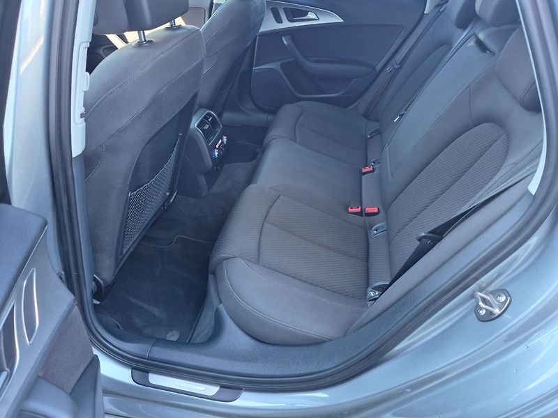 Audi A6 (2012) 3.0 TDI 4x4 TOP +Alu leto+NAVI - fotka 16 z 28